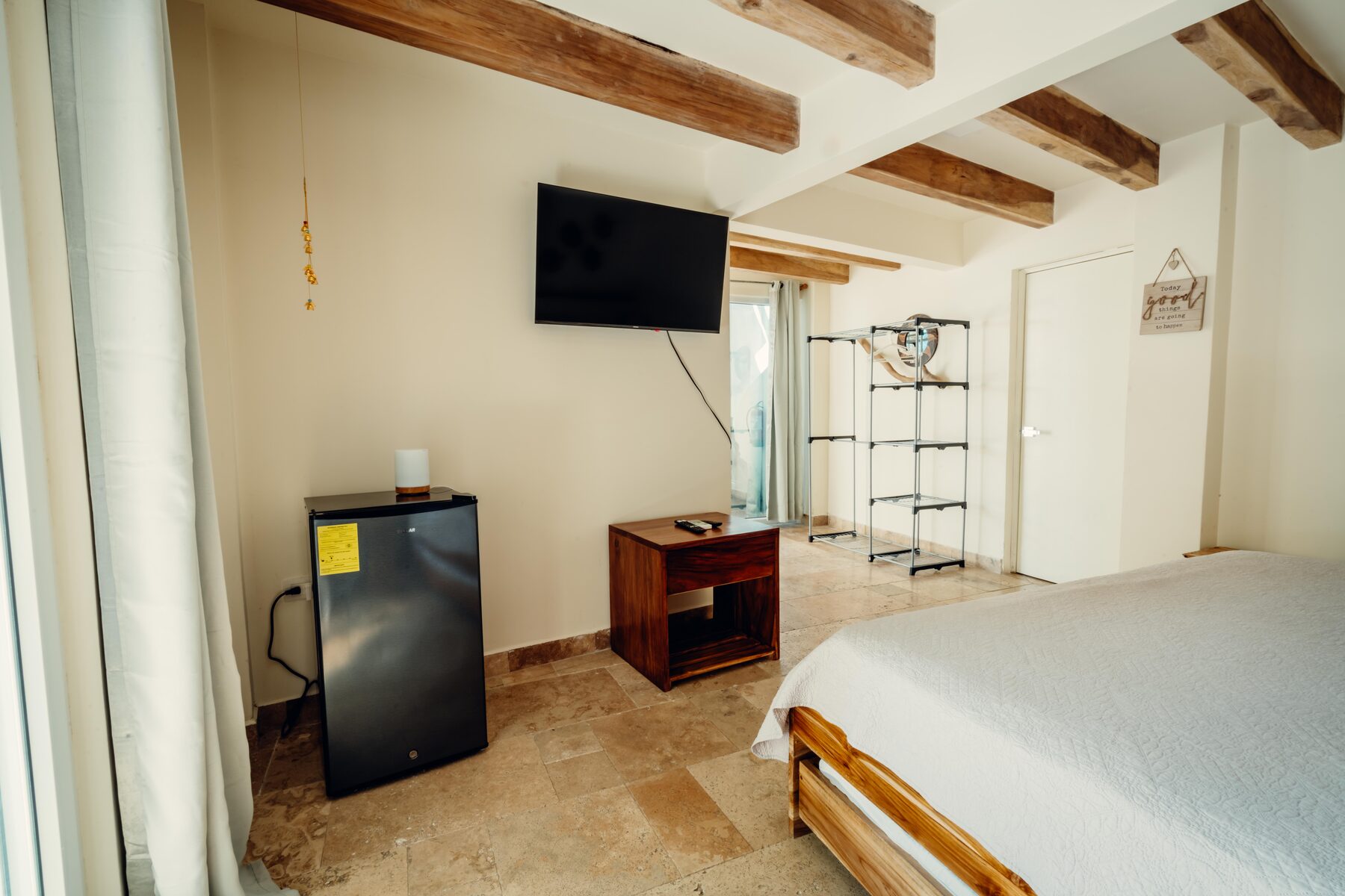 King Triple Room with Balcony thumbnail 6