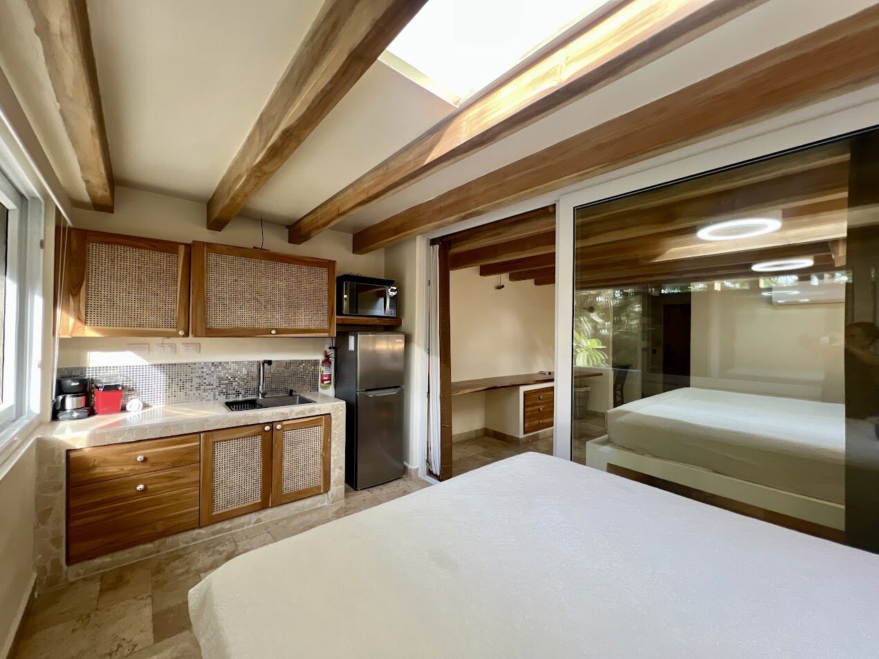 Premium Cinema Suite with Kitchen thumbnail 6
