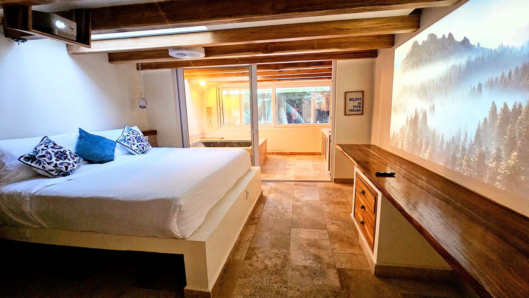 Premium Family Suite with Kitchen & Projector thumbnail 4